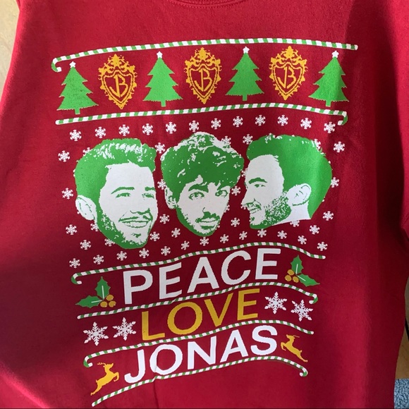 NEW Jonas Brothers Season’s Greetings Crewneck Sweatshirt - Picture 4 of 5